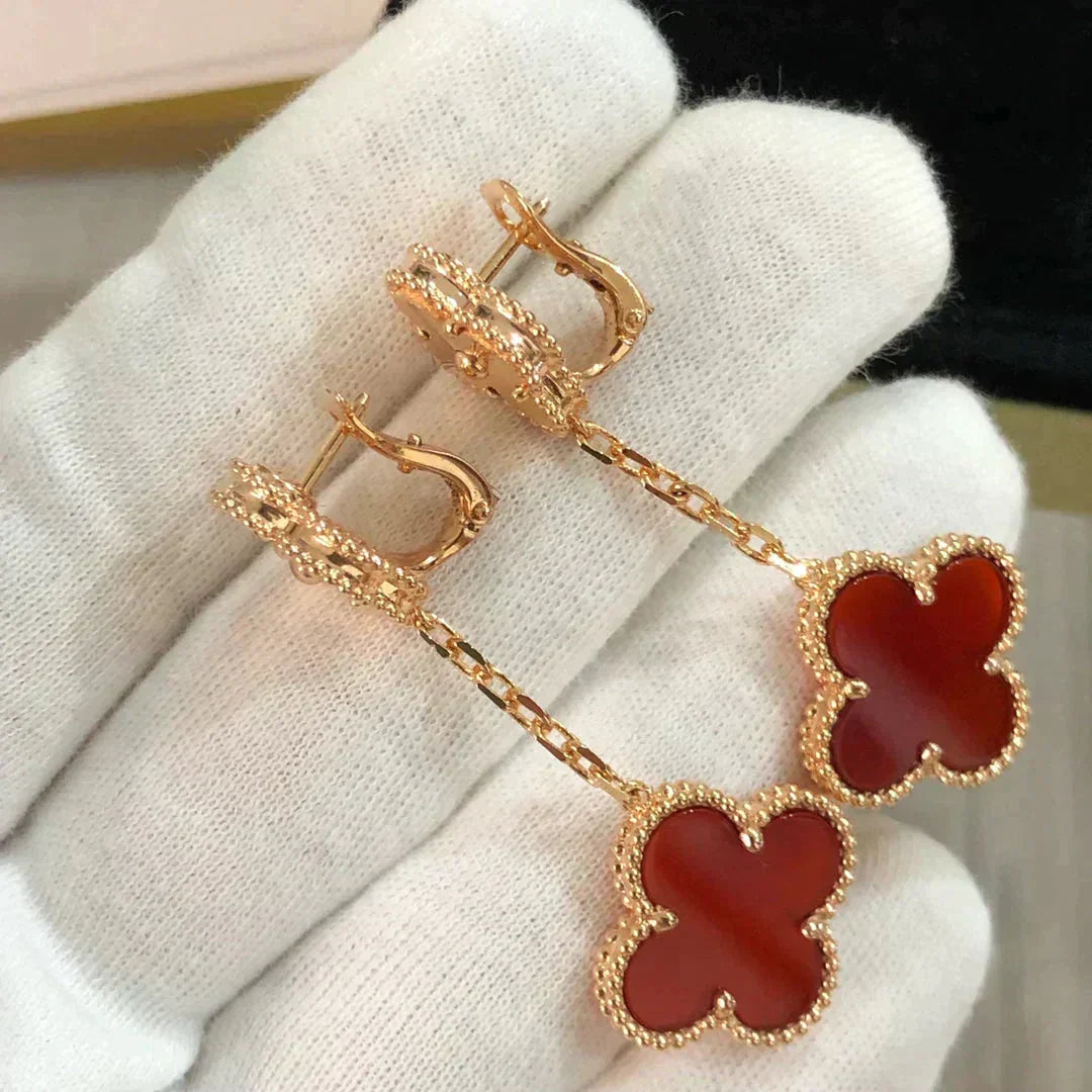 ¡®AuraJewelry¡¯CLOVER 2 MOTIF LASER CARNELIAN EARRINGS