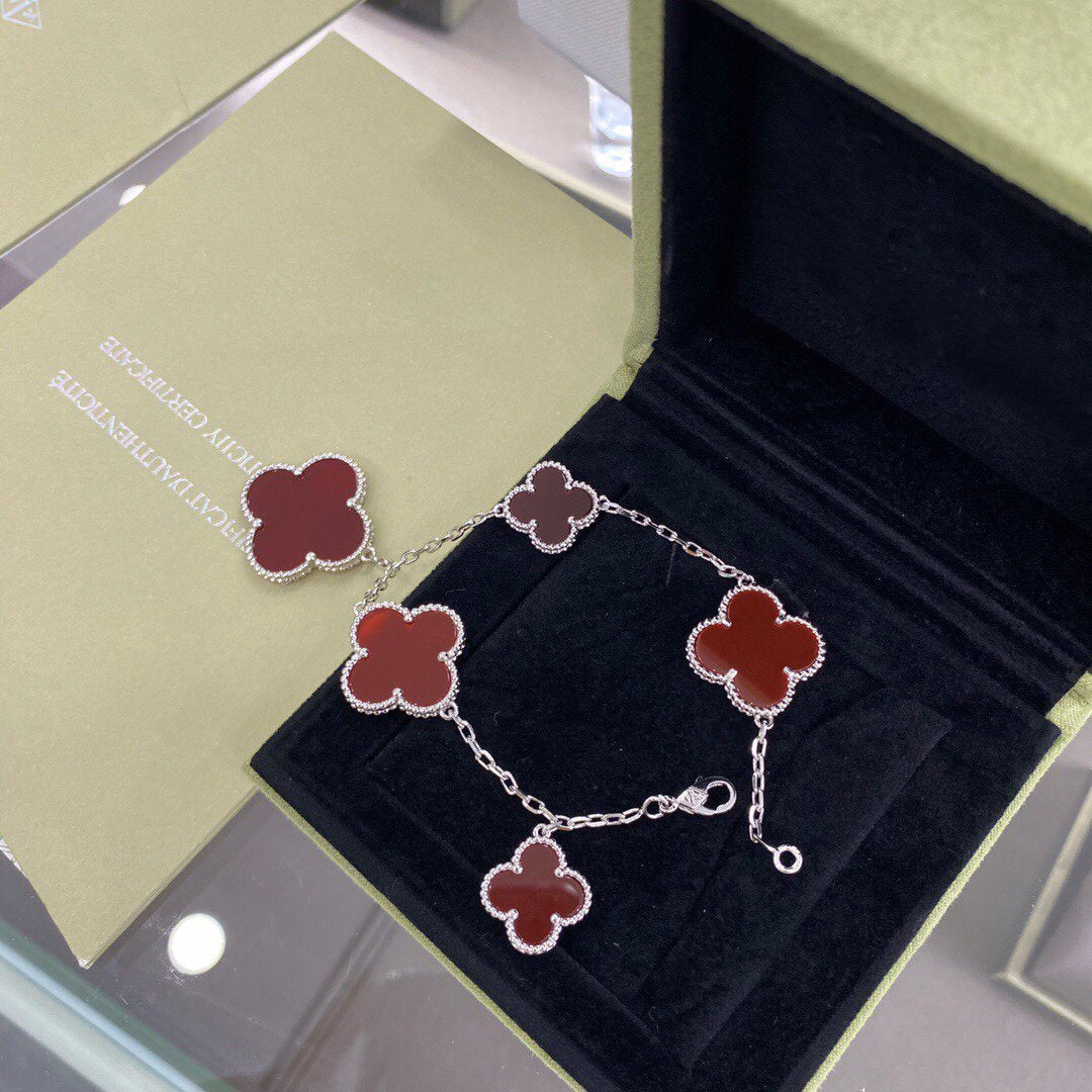 ¡®AuraJewelry¡¯CLOVER 5 MOTIFS SIVLER CARNELIAN BRACELET