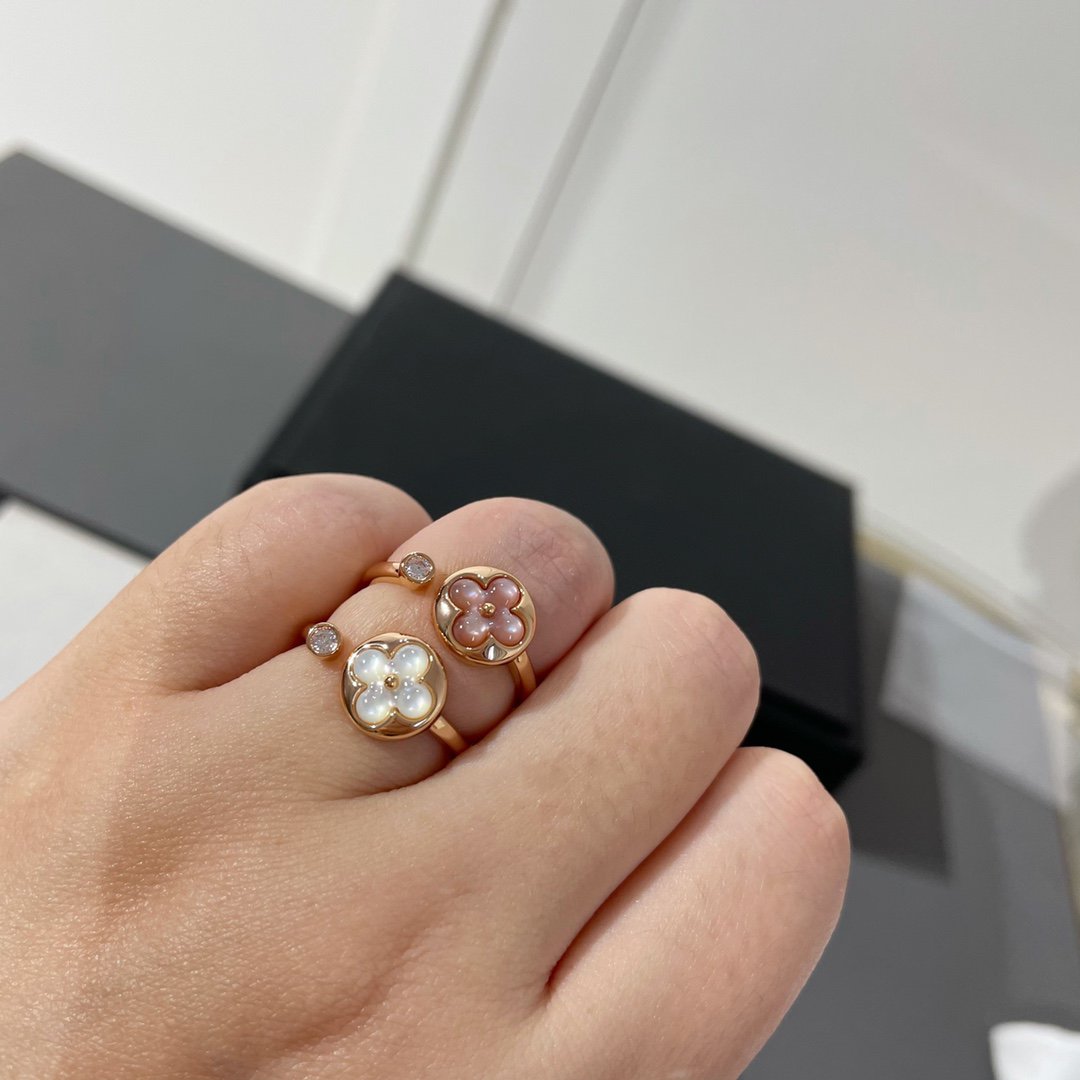 ¡®AuraJewelry¡¯SUN 1 DIAMOND PINK MOP RING