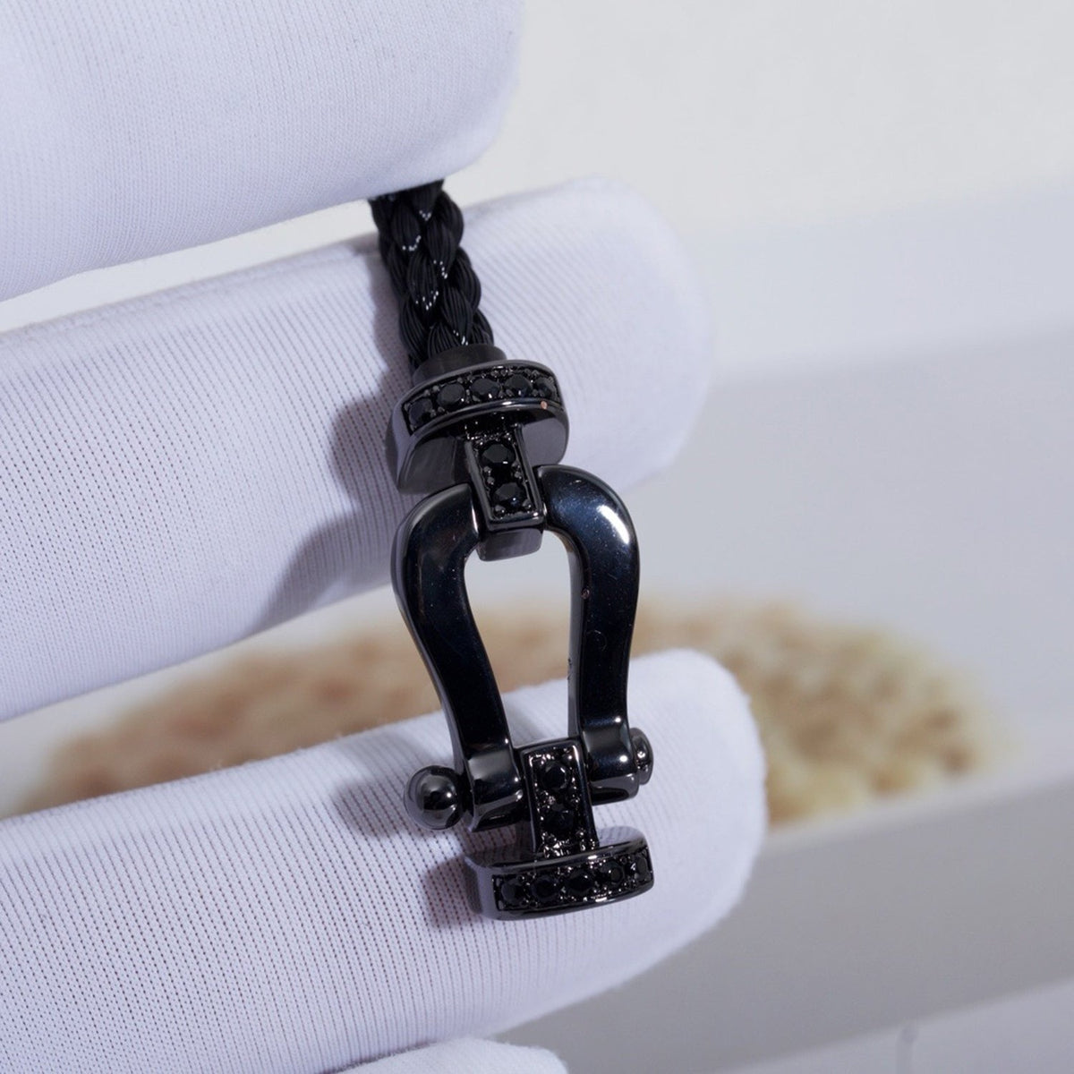 ¡®AuraJewelry¡¯FORCE LARGE SERIES HORSESHOE BLACK SAMURAI BRACELET