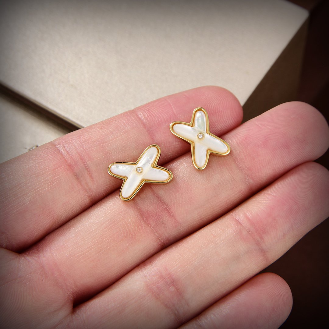 ¡®AuraJewelry¡¯JEUX DE WHITE MOP GOLD DIAMOND EARRINGS
