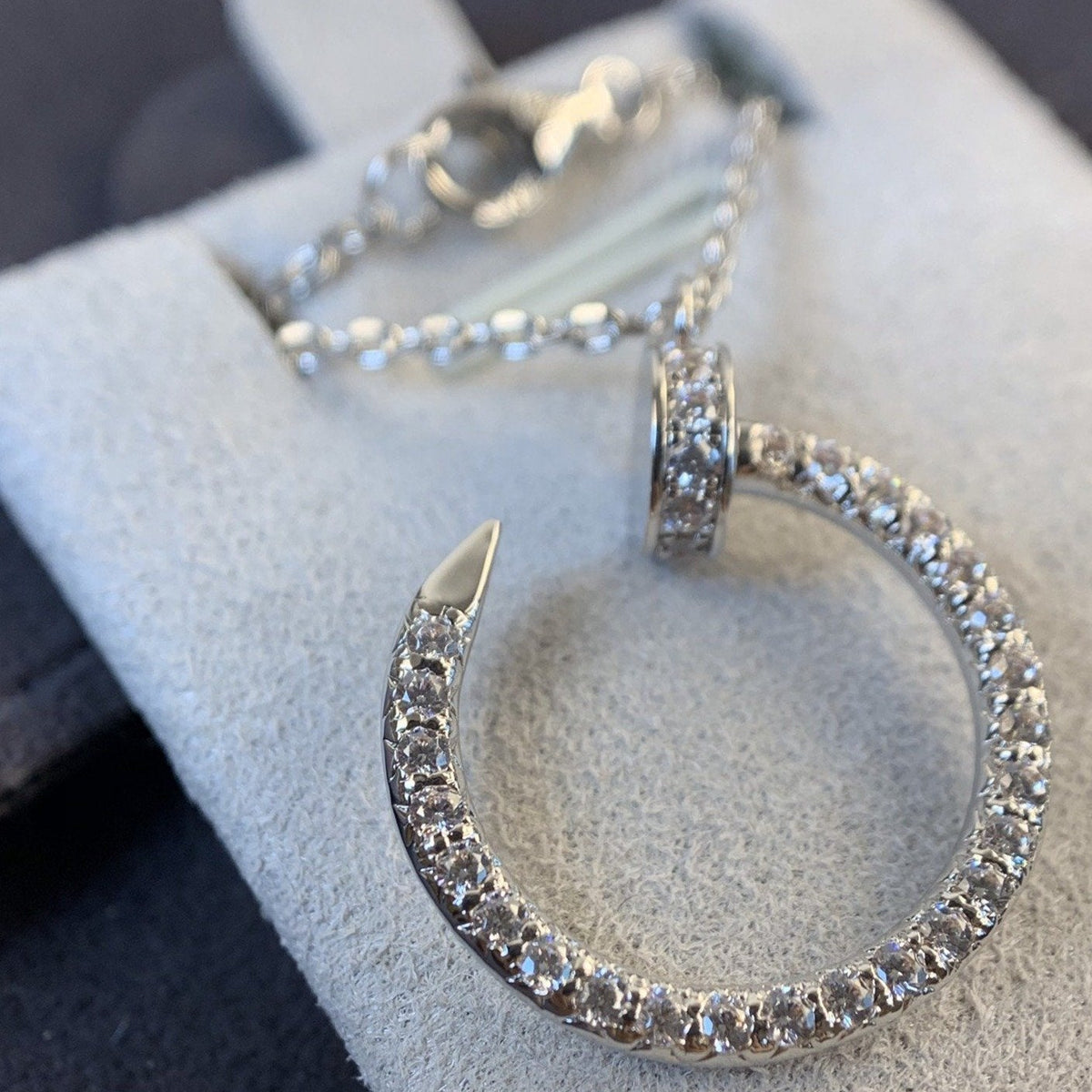 ¡®AuraJewelry¡¯JUSTE NECKLACE SILVER DIAMONDS
