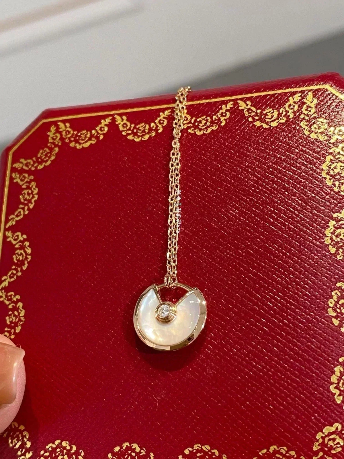 ¡®AuraJewelry¡¯AMULETTE ROSE GOLD MOP NECKLACE