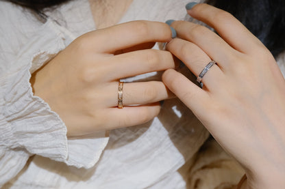 ¡®AuraJewelry¡¯LOVE RING 2.65MM DIAMOND
