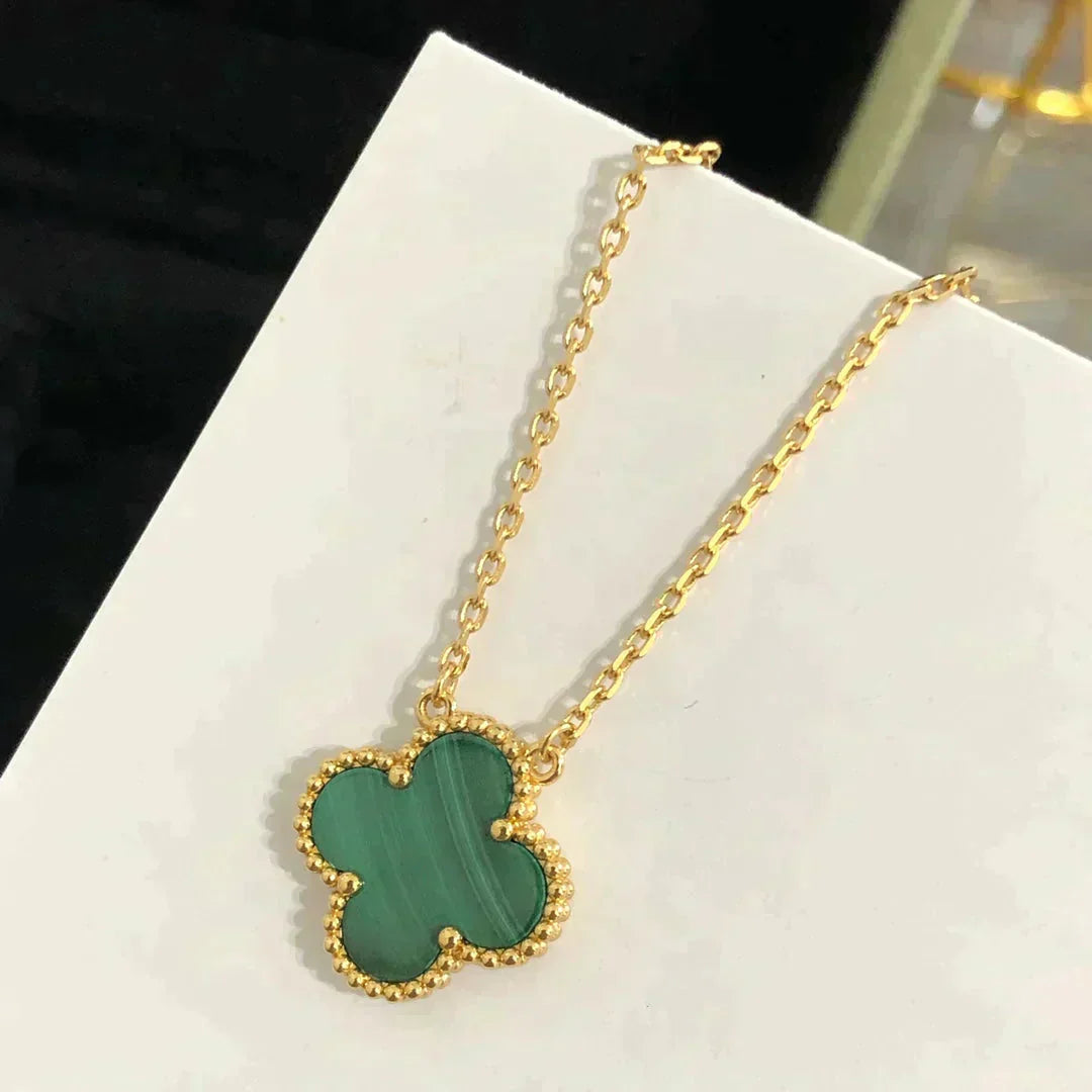 ¡®AuraJewelry¡¯CLOVER 15MM MALACHITE SINGLE FLOWER  NECKLACE
