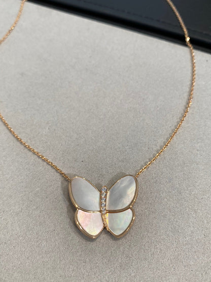 ¡®AuraJewelry¡¯BUTTERFLY GOLD MOP DIAMOND NECKLACE