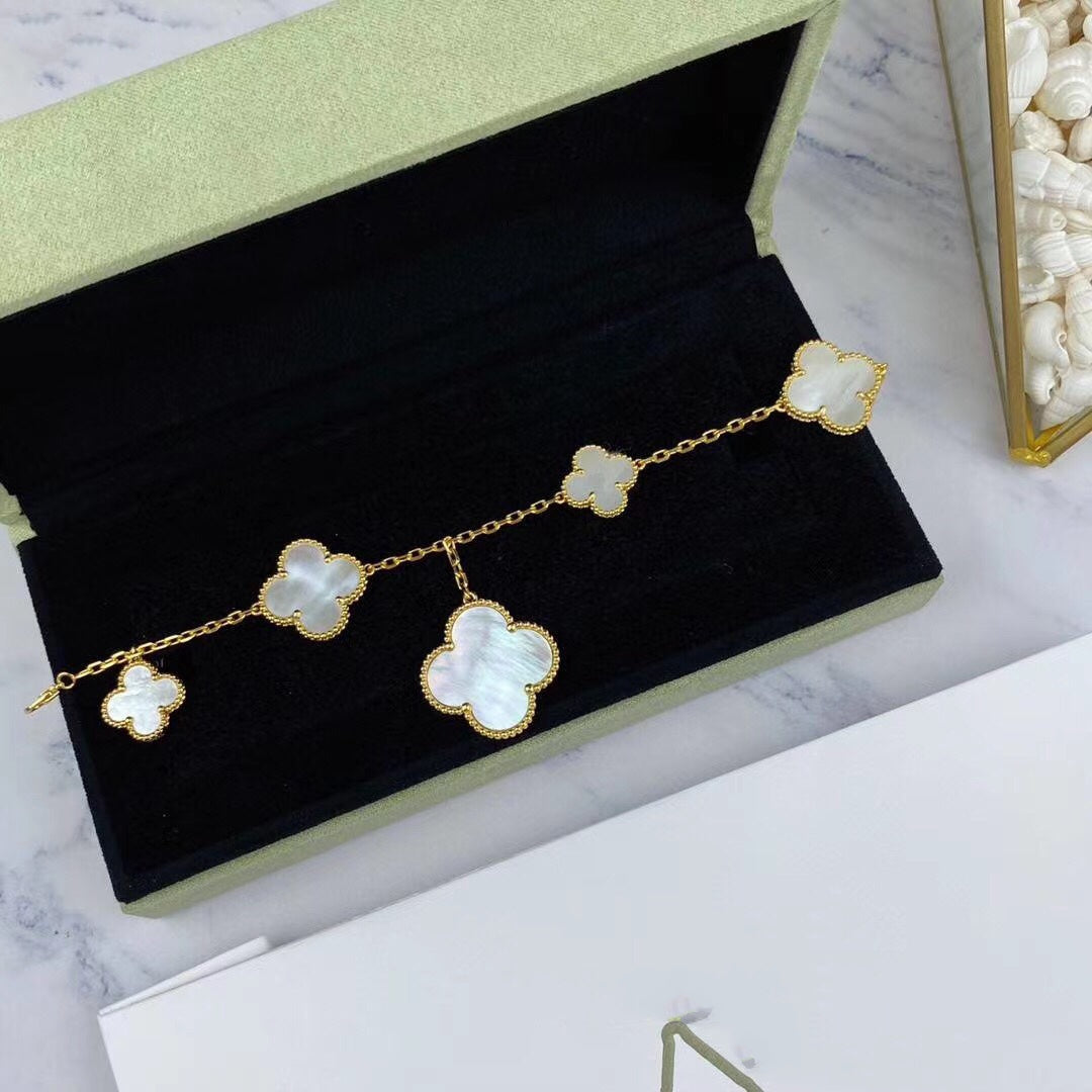 ¡®AuraJewelry¡¯MAGIC CLOVER MOP GOLD BRACELET 5 MOTIFS