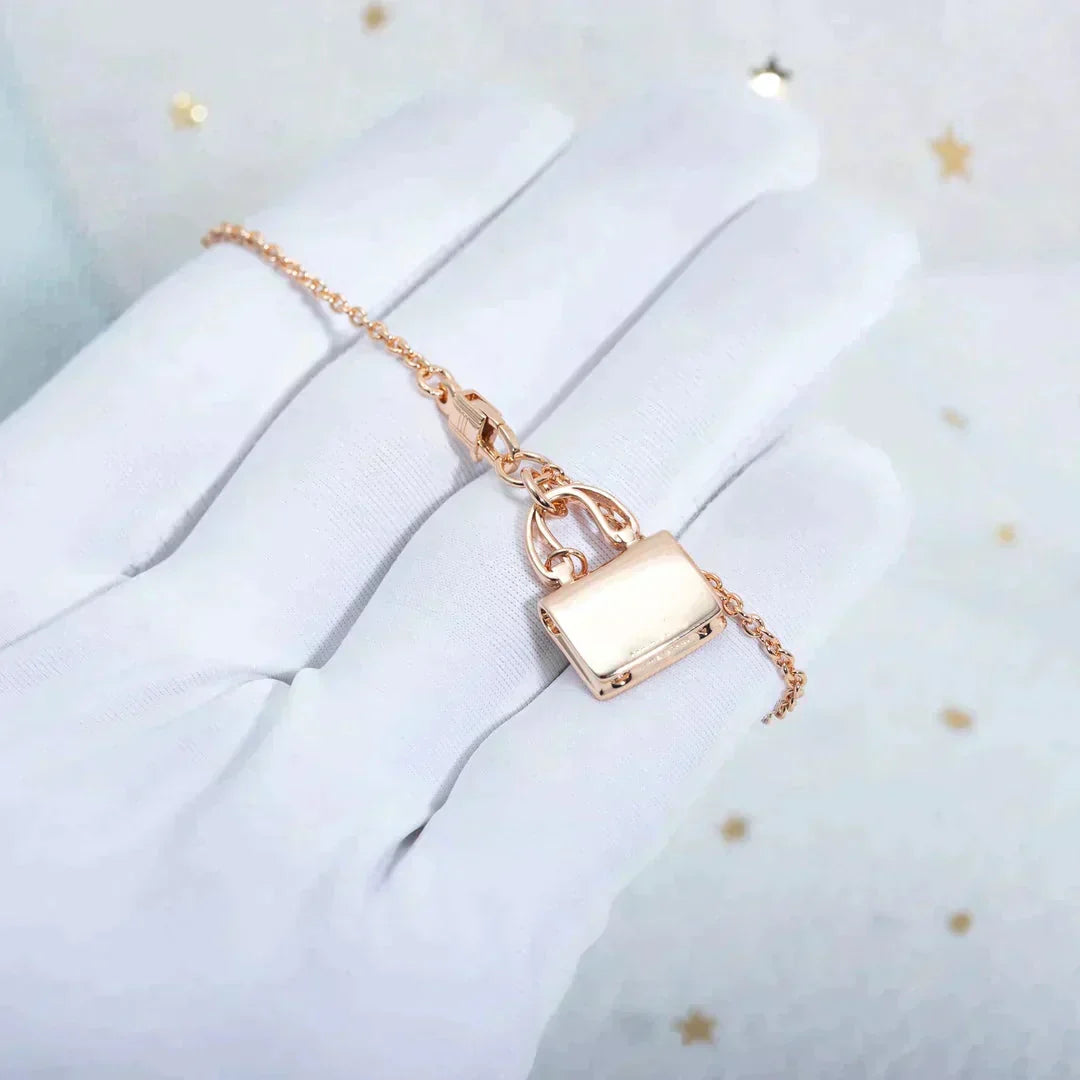 ¡®AuraJewelry¡¯AMULETTE PEDANT ROSE GOLD NECKLACE