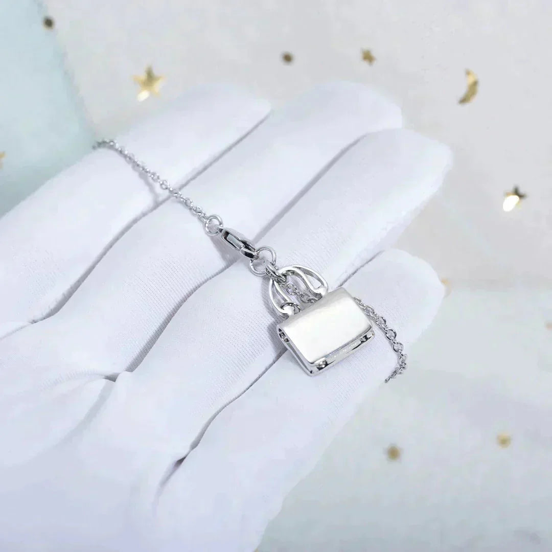 ¡®AuraJewelry¡¯AMULETTE PEDANT SILVER NECKLACE
