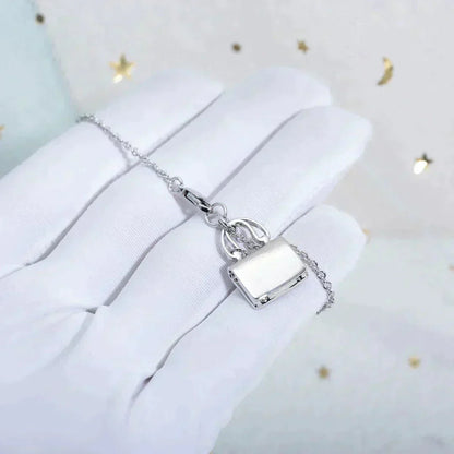 ¡®AuraJewelry¡¯AMULETTE PEDANT SILVER NECKLACE