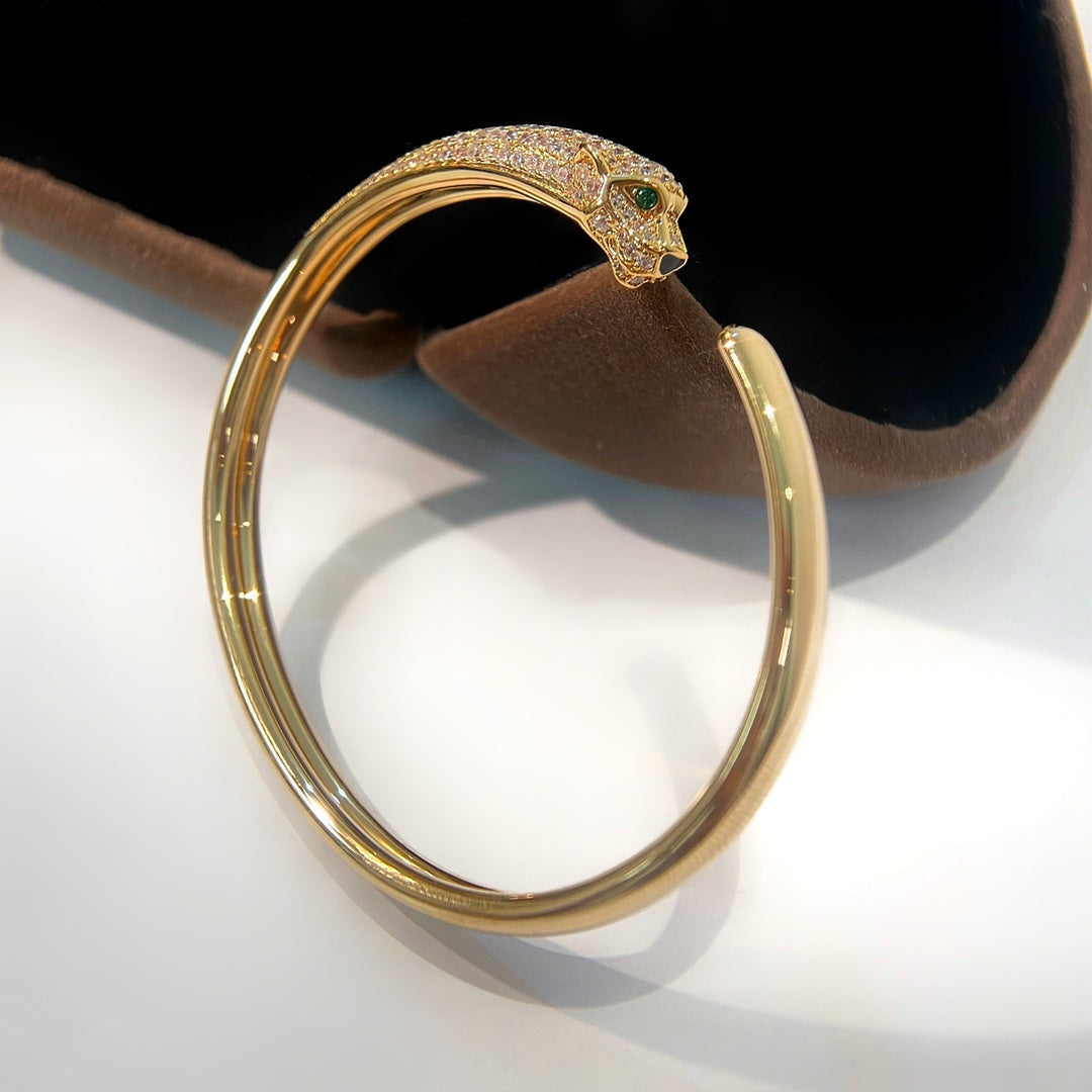 ¡®AuraJewelry¡¯PANTHERE GOLD DIAMOND OPEN BRACELET