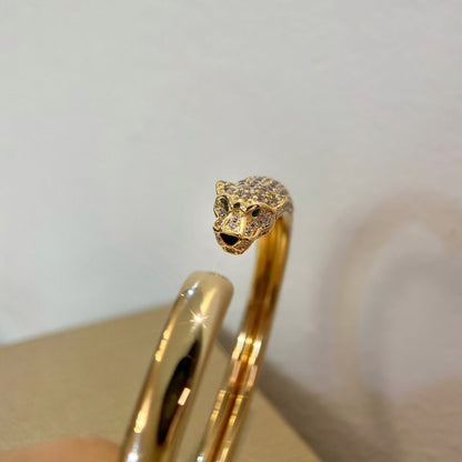 ¡®AuraJewelry¡¯PANTHERE GOLD DIAMOND OPEN BRACELET