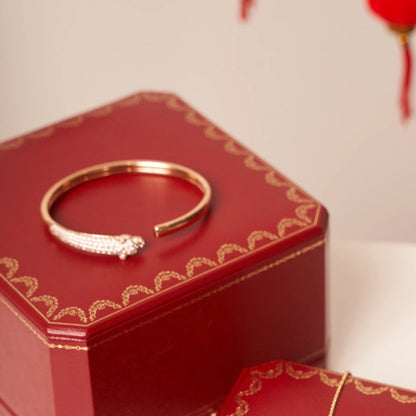 ¡®AuraJewelry¡¯PANTHERE ROSE GOLD DIAMOND OPEN BRACELET
