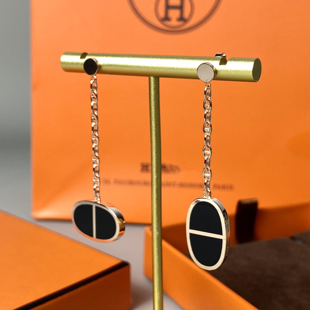 ¡®AuraJewelry¡¯CHAINE VERSO BLACK CERAMIC EARRINGS