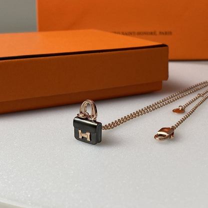 ¡®AuraJewelry¡¯CONSTANCE BLACK PEDANT PINK GOLD NECKLACE