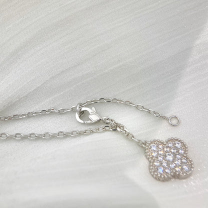 ¡®AuraJewelry¡¯CLOVER 5 MOTIFS SILVER DIAMONDS NECKLACE