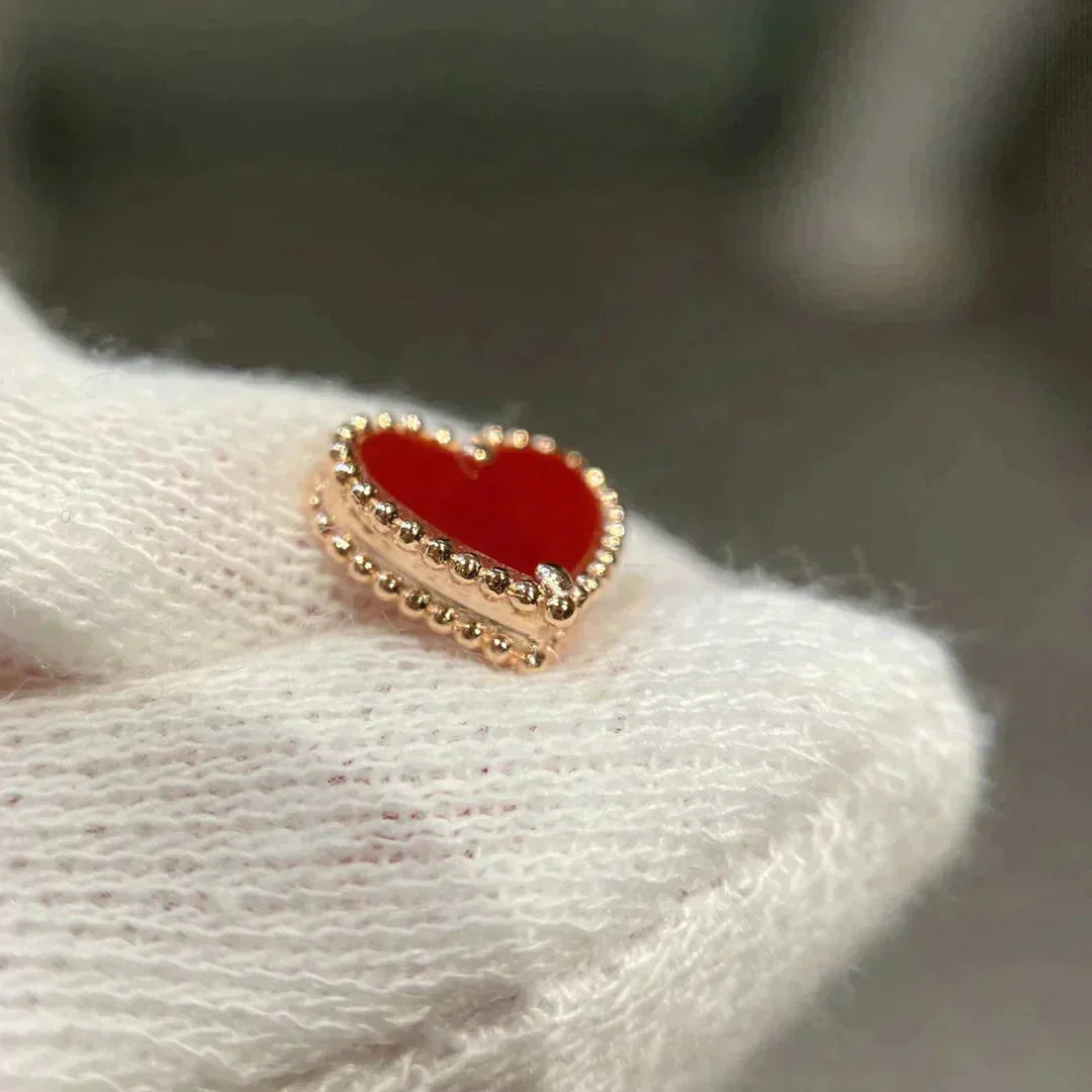 ¡®AuraJewelry¡¯HEART CARNELIAN STUD EARRINGS
