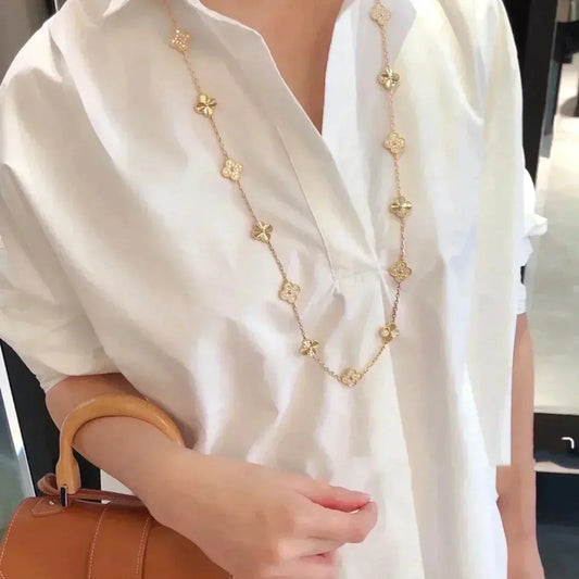 ¡®AuraJewelry¡¯CLOVER 20 MOTIFS LASER DIAMOND NECKLACE