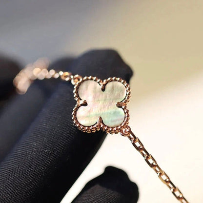 ¡®AuraJewelry¡¯CLOVER 20 MOTIFS DARK MOP DIAMOND  NECKLACE