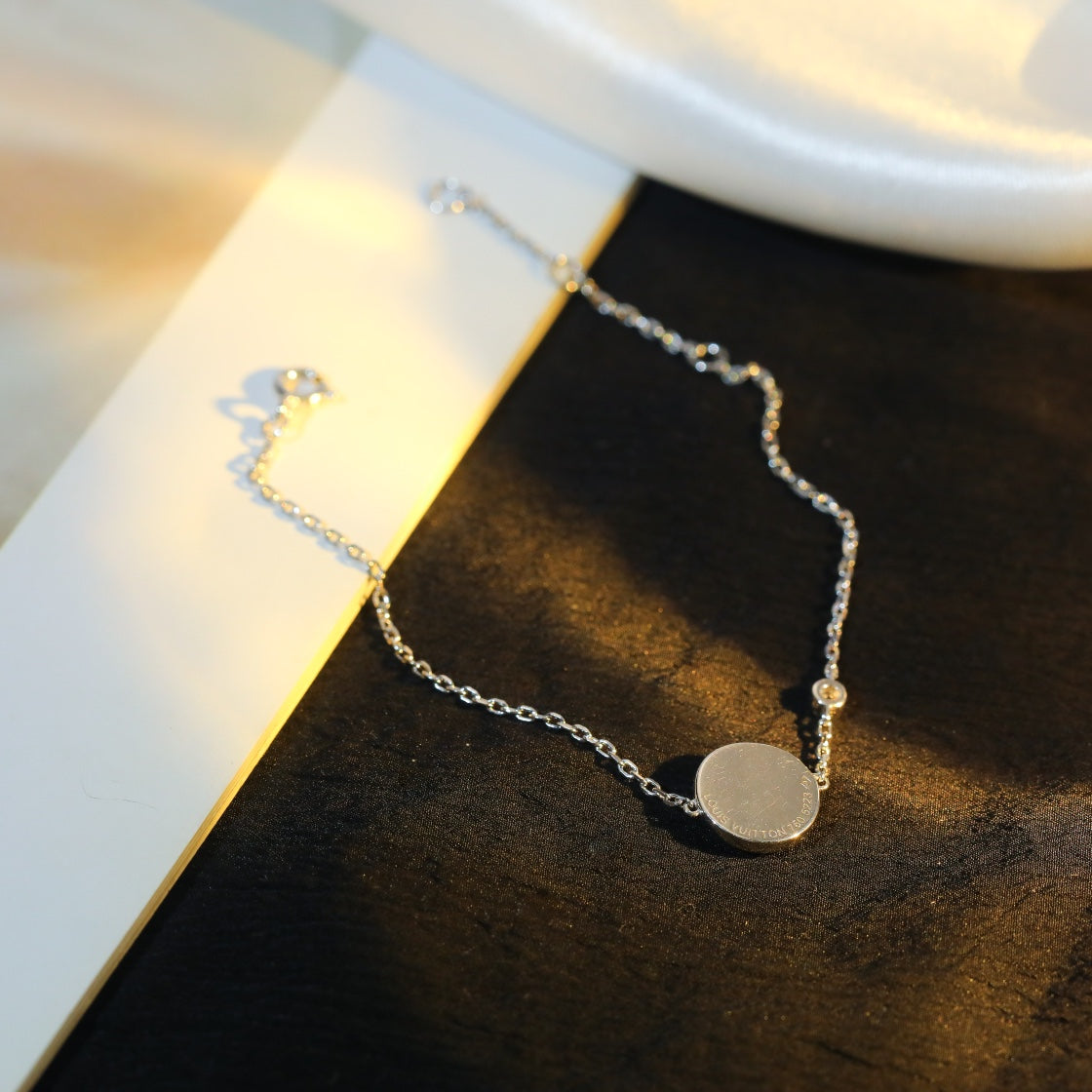¡®AuraJewelry¡¯SUN MOTIF PINK MOP SILVER BRACELET