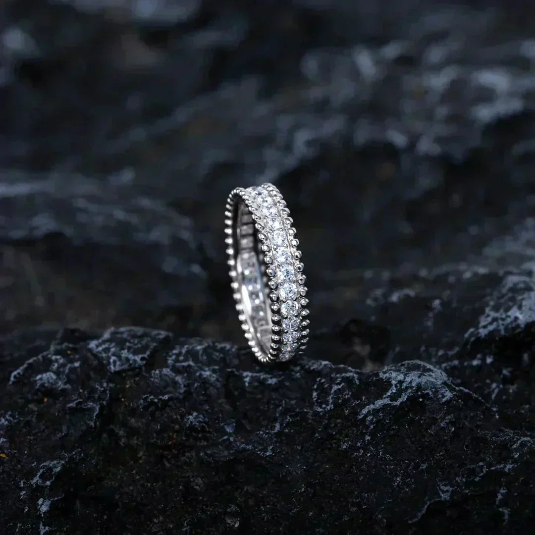 ¡®AuraJewelry¡¯PERLEE DIAMOND SILVER RING