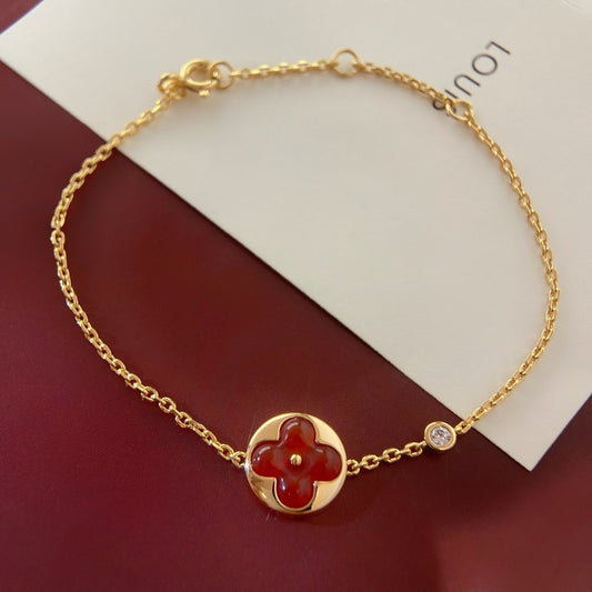 ¡®AuraJewelry¡¯SUN PEDANT CARNELIAN BRACELET