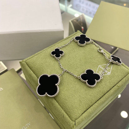¡®AuraJewelry¡¯CLOVER 5 MOTIFS SIVLER ONYX BRACELET