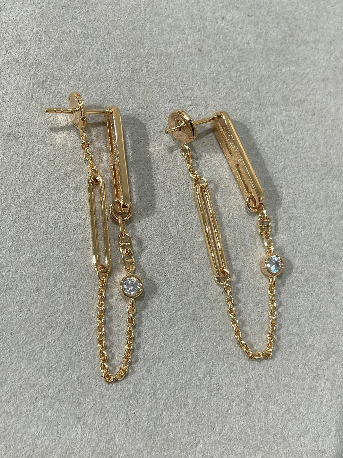 ¡®AuraJewelry¡¯CHAINE CHAOS DIAMOND DROP EARRINGS