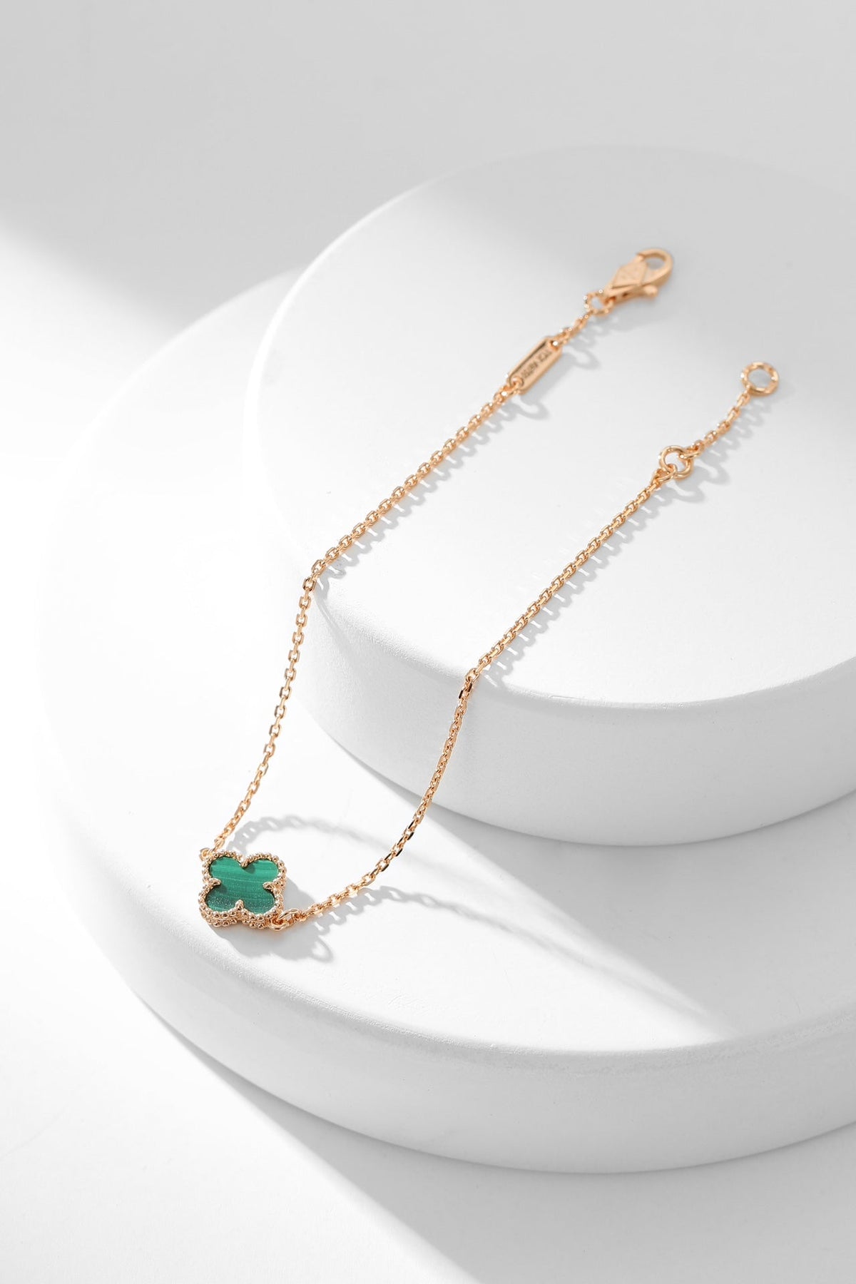 ¡®AuraJewelry¡¯CLOVER BRACELET MALACHITE 1 MOTIF