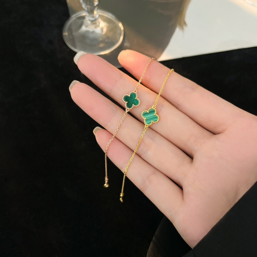 ¡®AuraJewelry¡¯CLOVER BRACELET MALACHITE 1 MOTIF