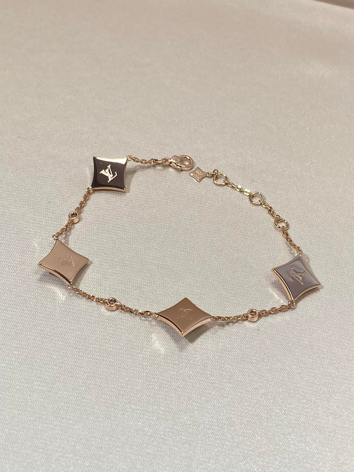 ¡®AuraJewelry¡¯STAR 4 MOTIF MOP DIAMOND PINK GOLD BRACELET