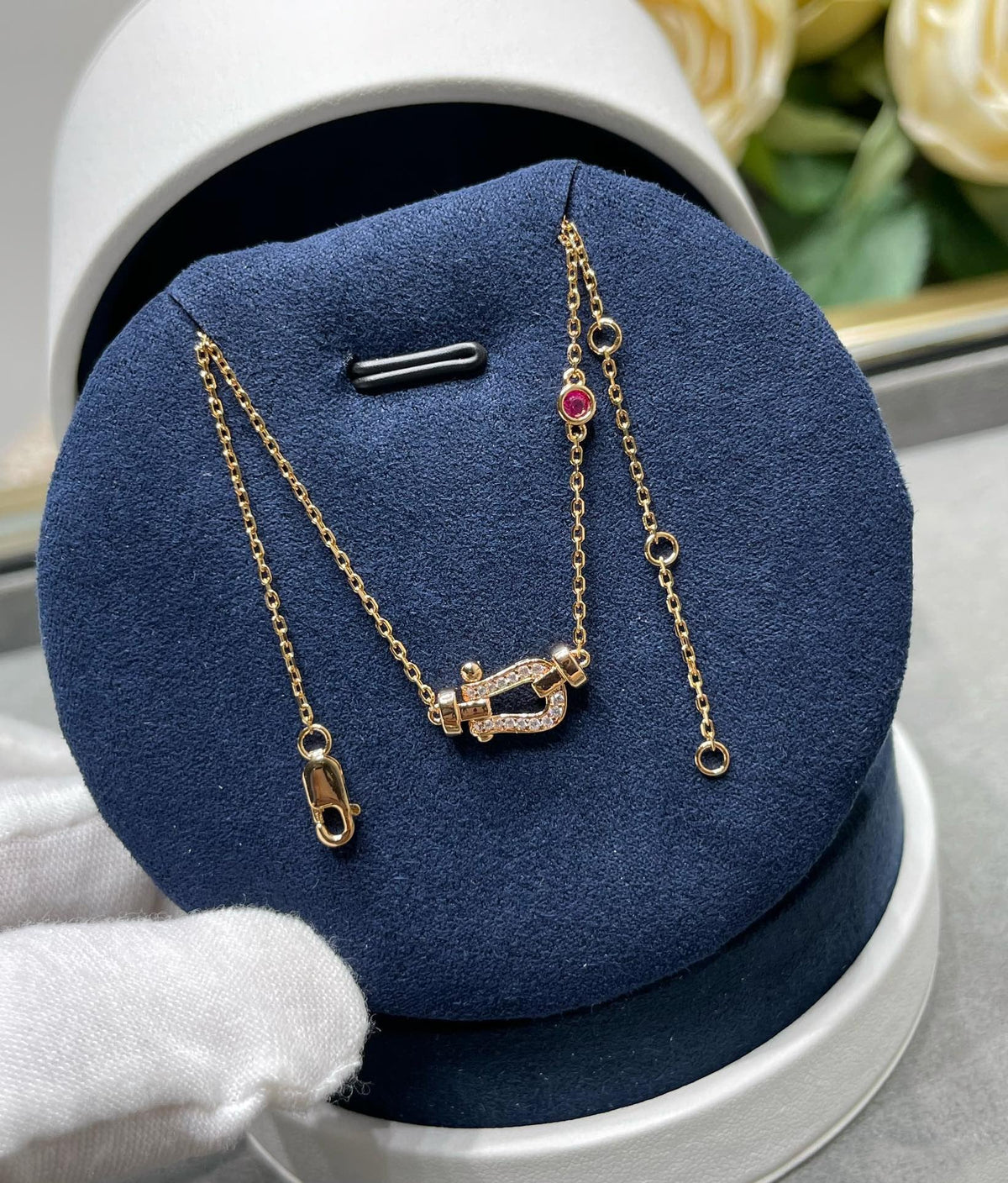 ¡®AuraJewelry¡¯FORCE 10 DIAMOND PINK GOLD NECKLACE