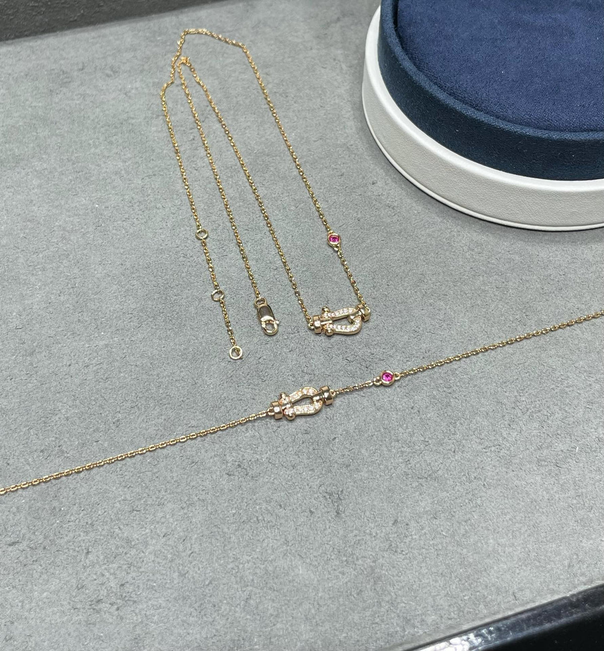 ¡®AuraJewelry¡¯FORCE 10 DIAMOND PINK GOLD NECKLACE