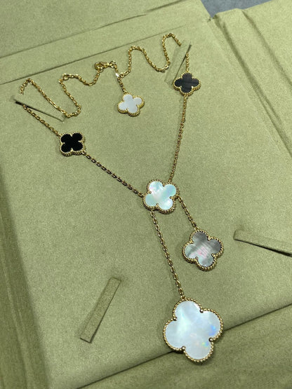 ¡®AuraJewelry¡¯CLOVER 6 MOTIF MOP ONYX GOLD NECKLACE