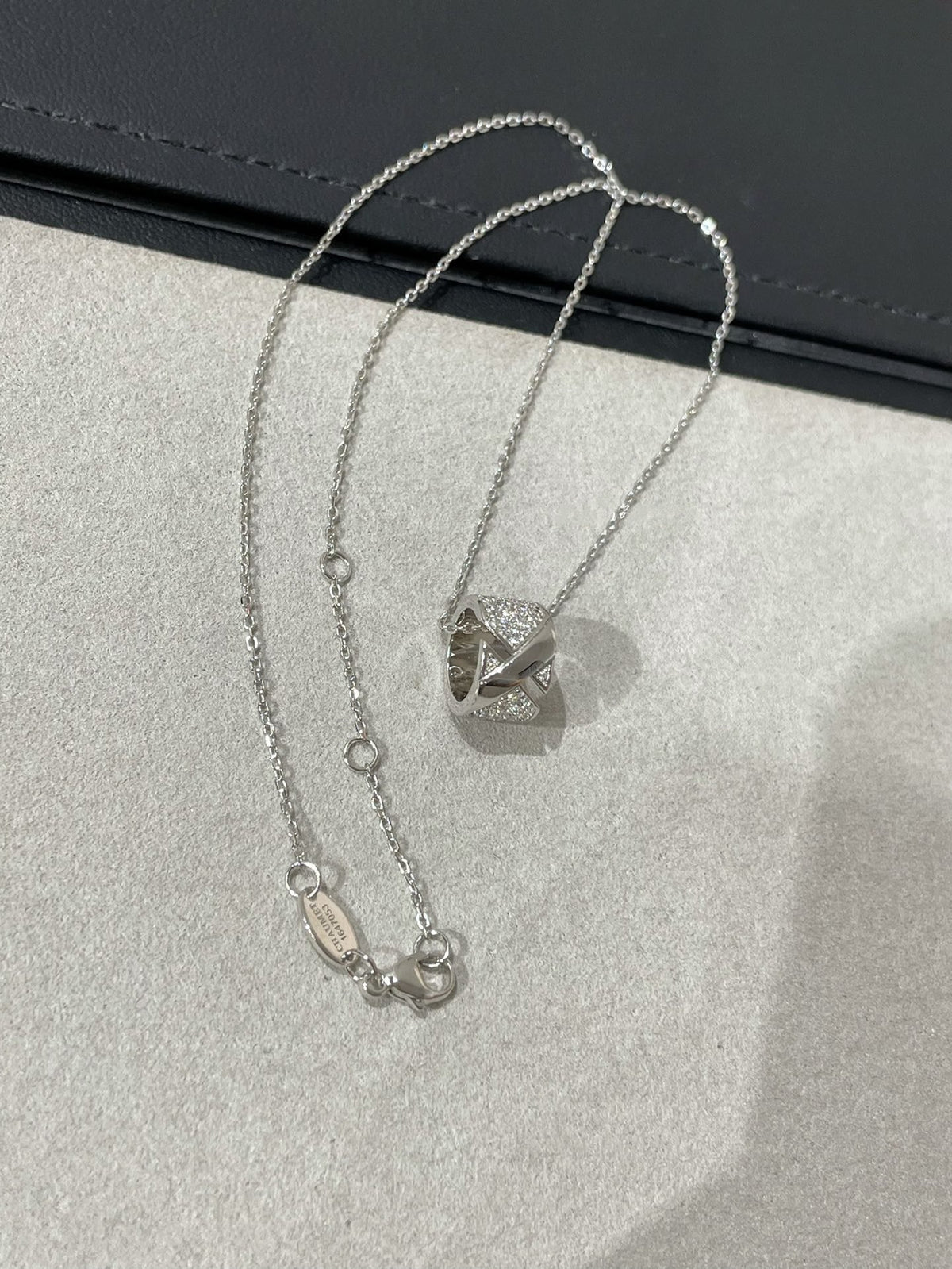 ¡®AuraJewelry¡¯LIENS EVIDENCE DIAMOND PAVED NECKLACE