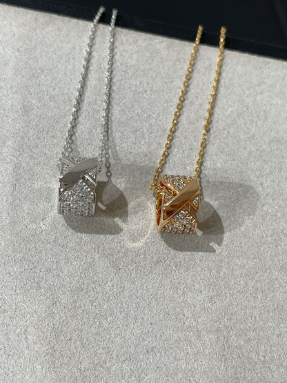 ¡®AuraJewelry¡¯LIENS EVIDENCE DIAMOND PAVED NECKLACE