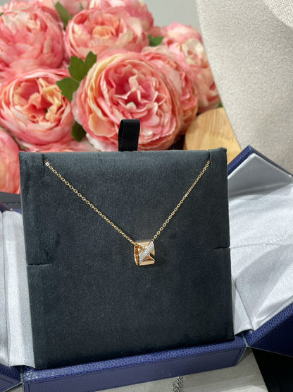 ¡®AuraJewelry¡¯LIENS EVIDENCE DIAMOND NECKLACE