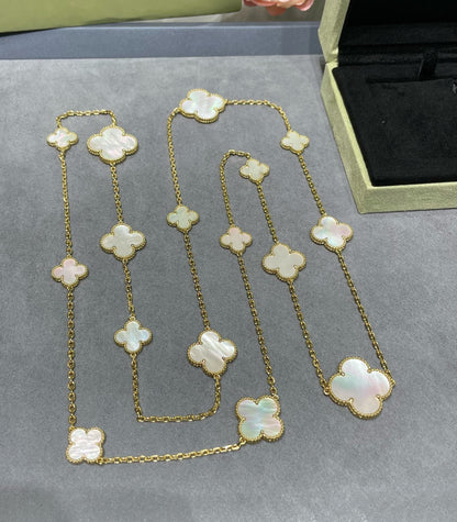 ¡®AuraJewelry¡¯CLOVER 16 MOTIF WHITE MOP GOLD NECKLACE