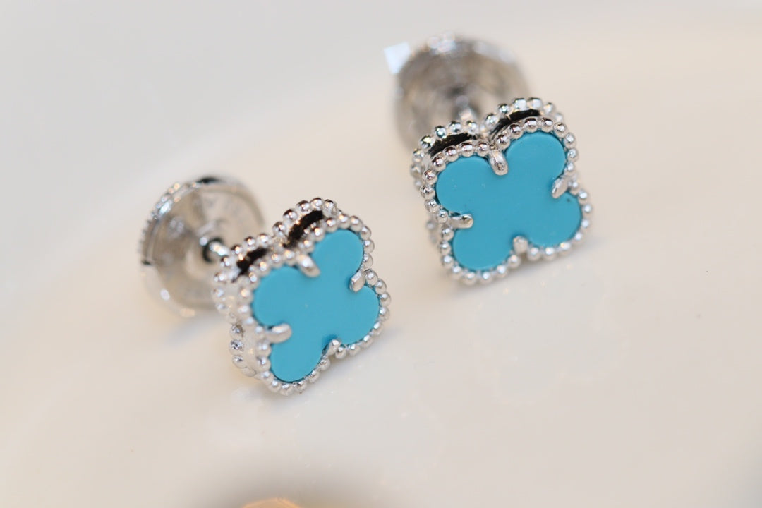 ¡®AuraJewelry¡¯CLOVER MINI TURQUOISE SILVER STUD EARRINGS