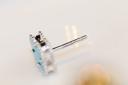 ¡®AuraJewelry¡¯CLOVER MINI TURQUOISE SILVER STUD EARRINGS