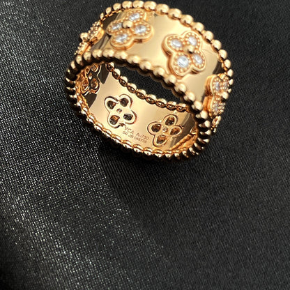 ¡®AuraJewelry¡¯PERLEE DIAMOND LARGE RING
