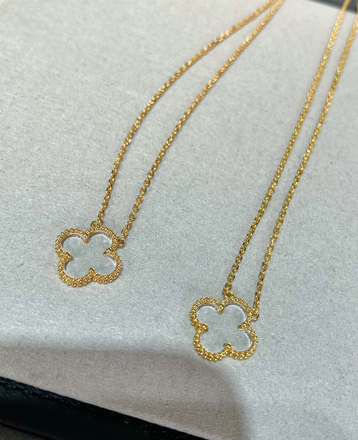 ¡®AuraJewelry¡¯CLOVER ROCK CRYSTAL ROSE GOLD NECKLACE
