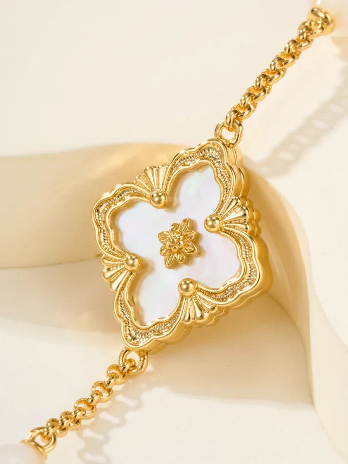 [AuraJewelry]B.C.L ENAMELED Three-Flower Bracelet£¨Trumpet)