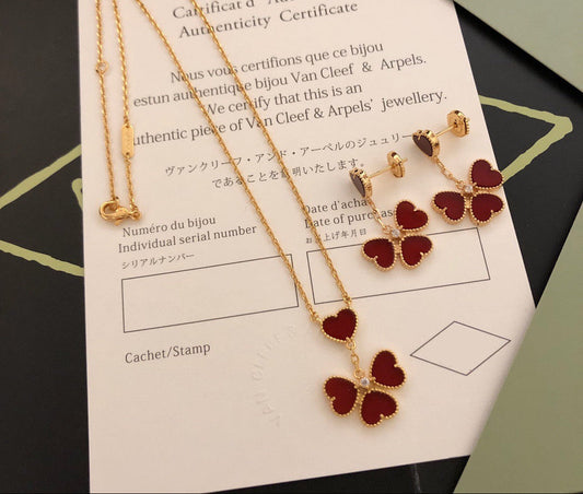[AuraJewelry] Gold-tone Red Heart Pendant