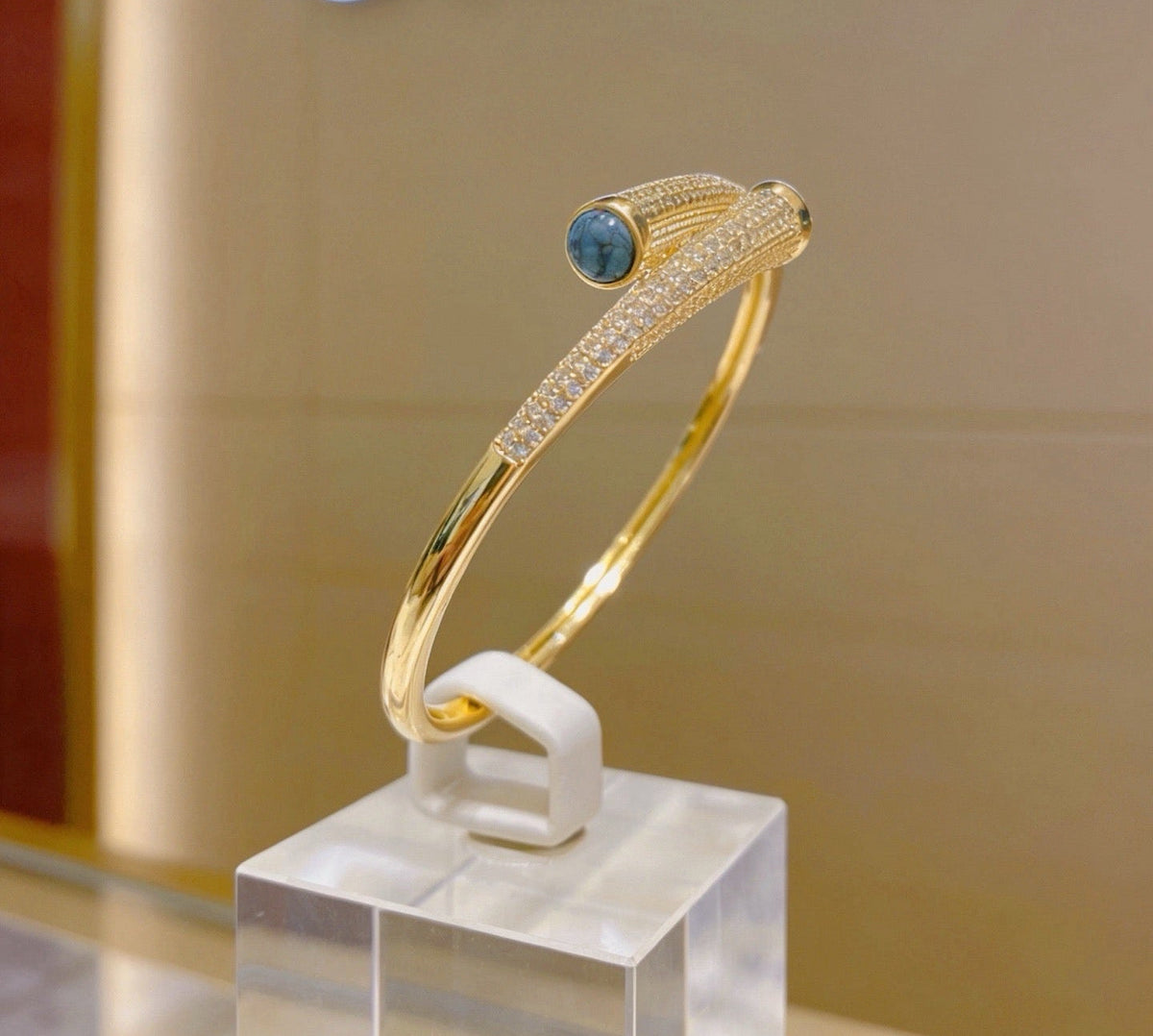 [AuraJewelry] Partially Set Diamond Bangle