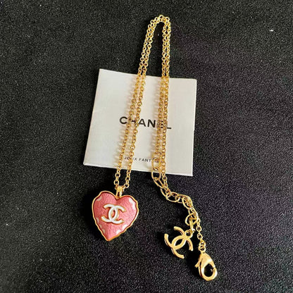 [AuraJewelry] Heart-shaped Necklace & Earring Set