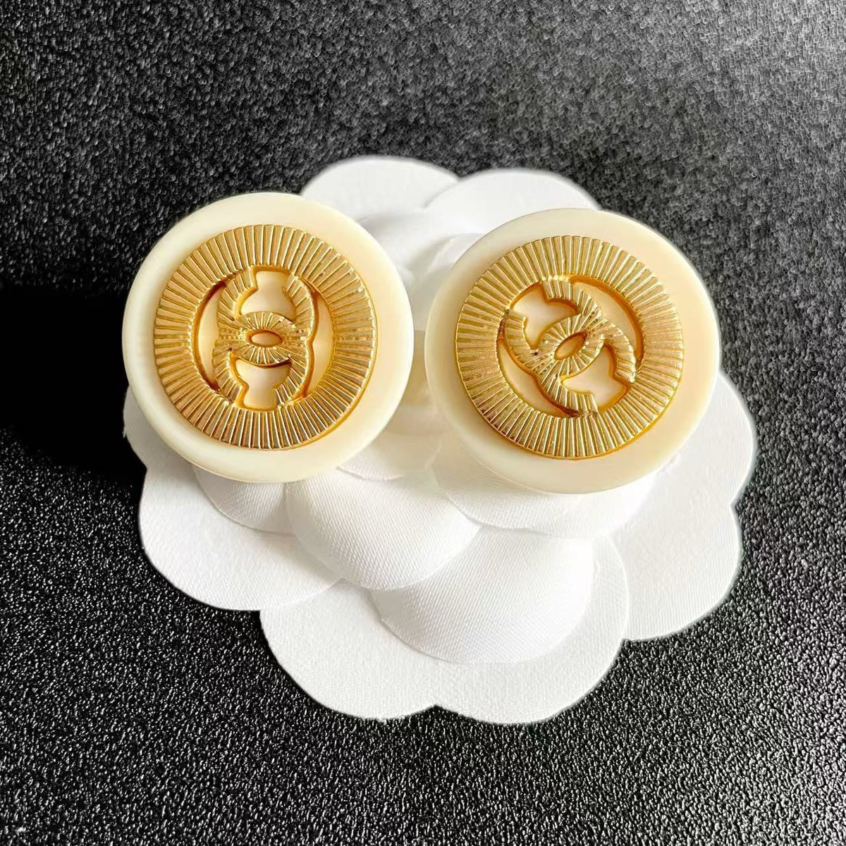[AuraJewelry]Classic Double C Earrings