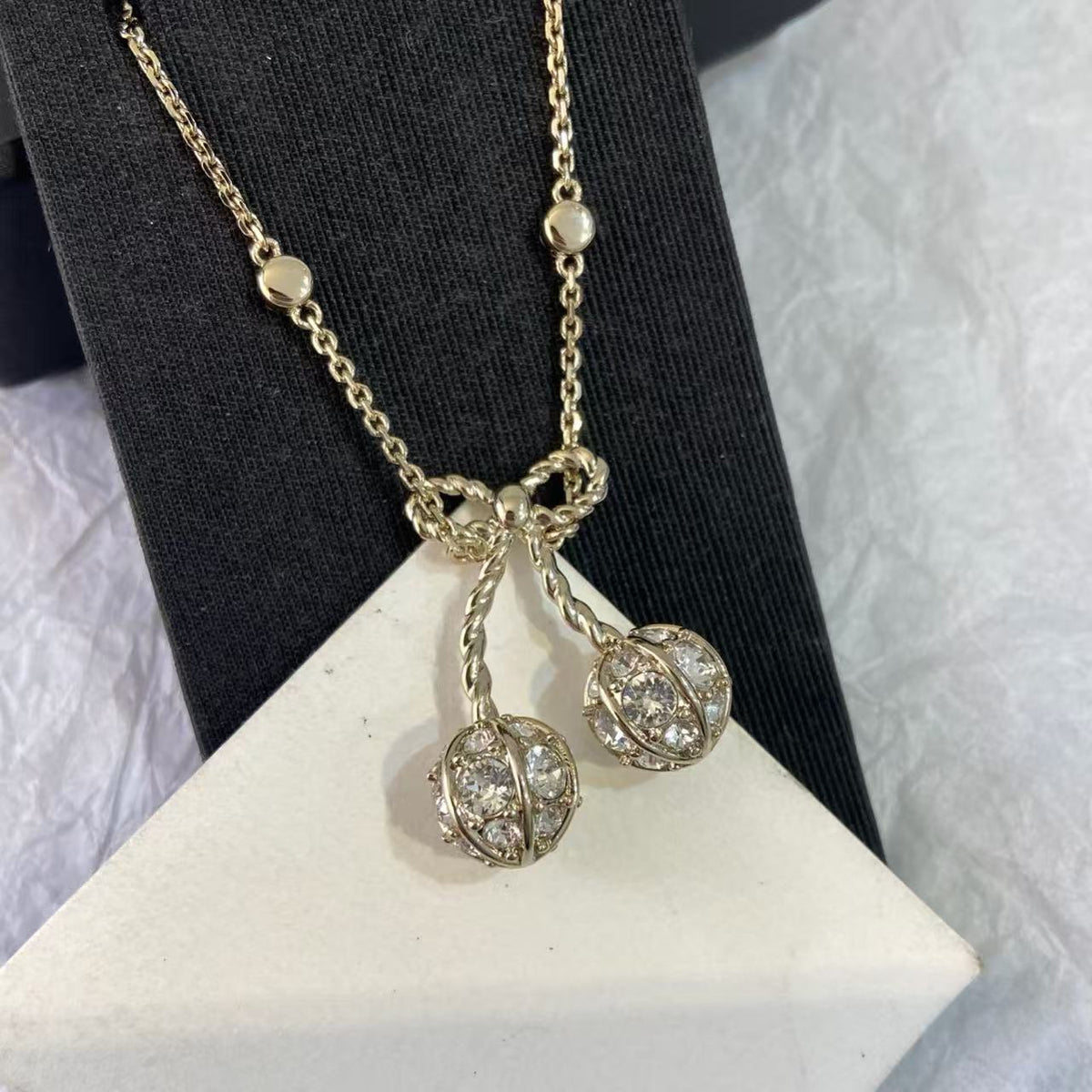 [AuraJewelry] Cherry Crystal Pavé Necklace & Stud Earrings& SeracelettB