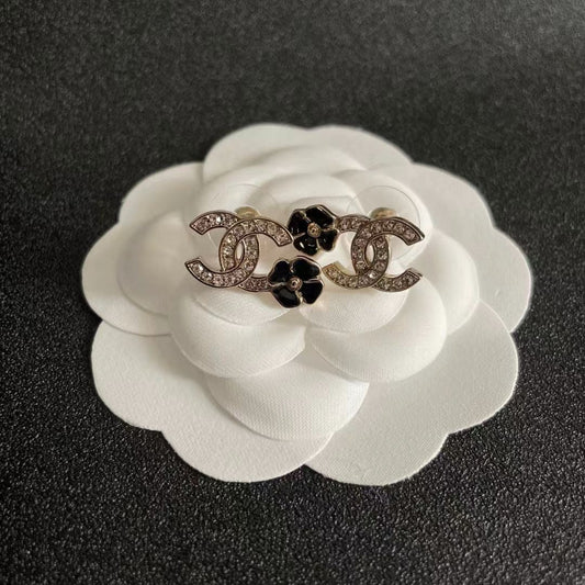 [AuraJewelry]Mini Camellia Stud Earrings