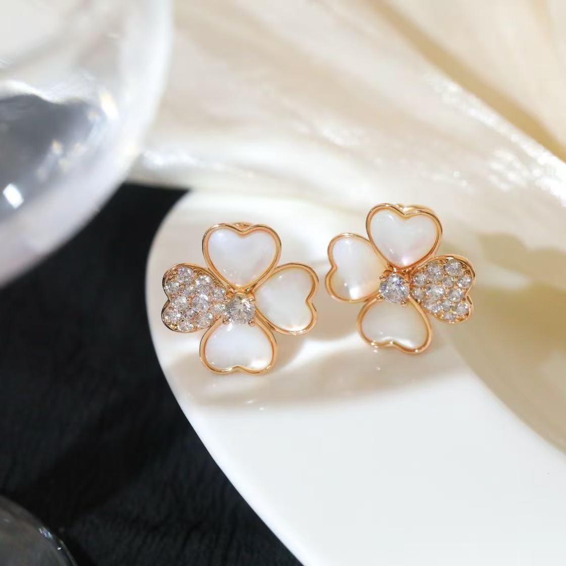 [AuraJewelry]FRIVOLE PINK GOLD FLOWER DIAMOND EARRINGS 2